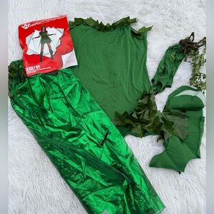 Women’s poison ivy costume (D12)